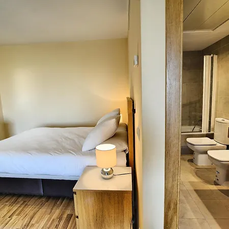 Ohmyloft Valencia Бурхасот