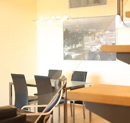 Ohmyloft Valencia * Бурхасот