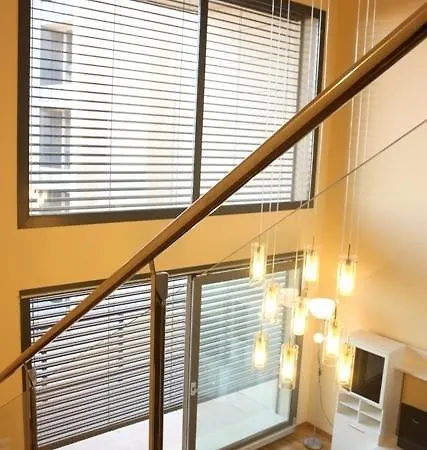 Ohmyloft Valencia * Бурхасот